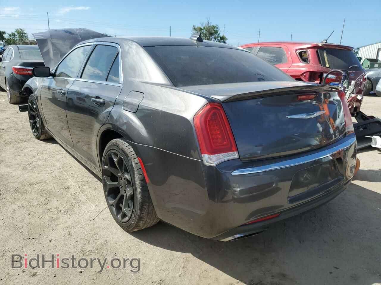 2015 CHRYSLER 300 - VIN: 2C3CCAAG4FH810455 - Фото 2
