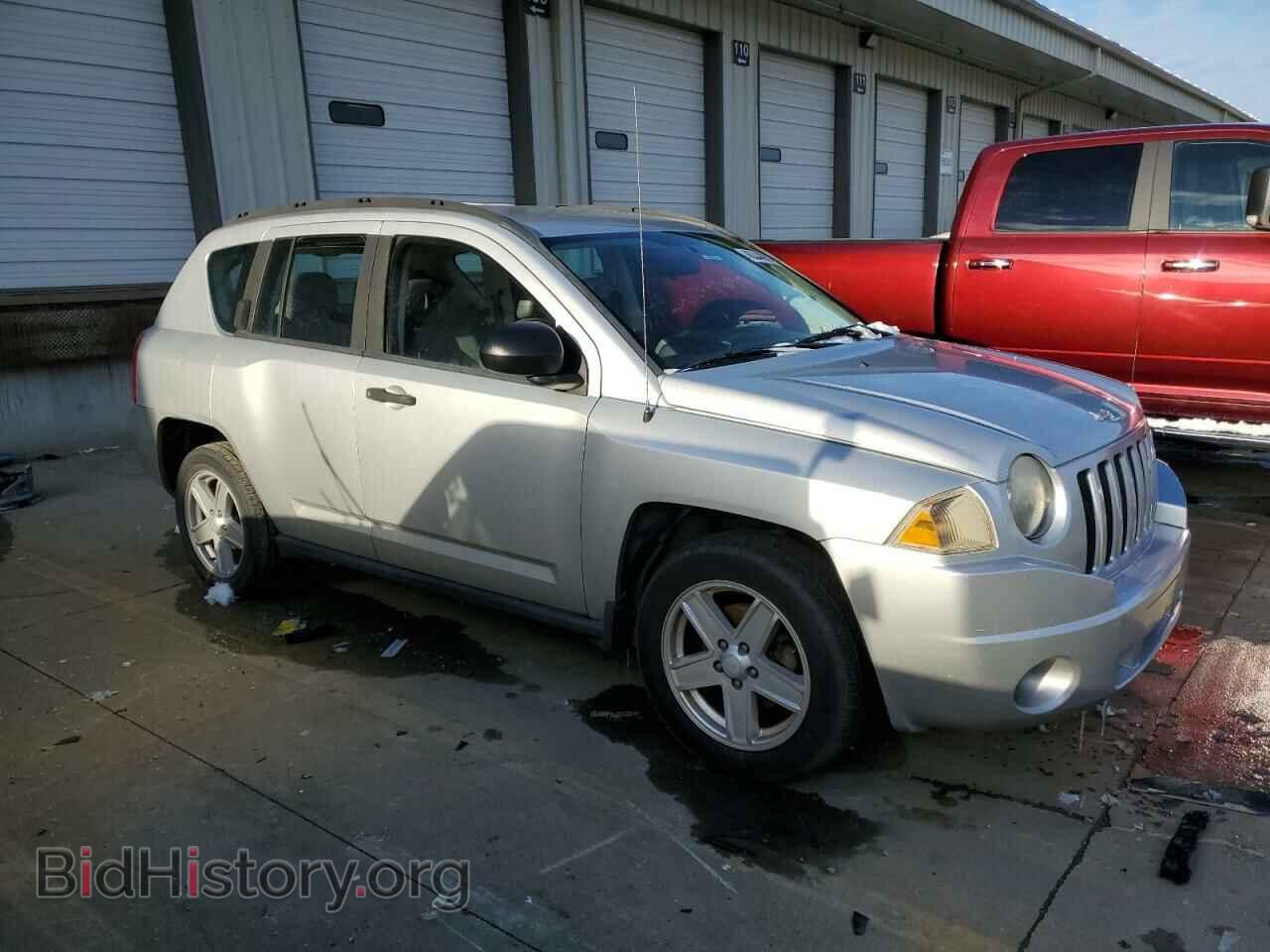 2007 JEEP COMPASS - VIN: 1J8FT47W17D363552 - Photo 4