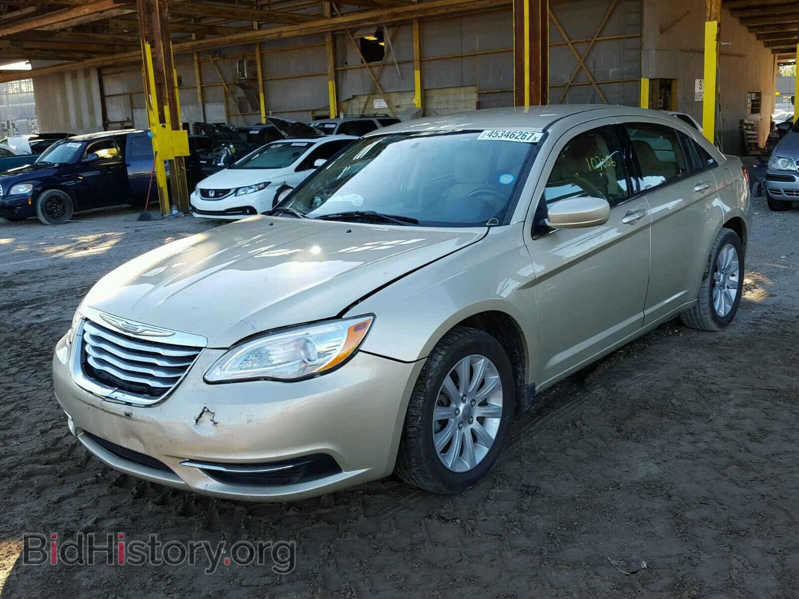 2011 CHRYSLER 200 - VIN: 1C3BC1FB5BN500776 - Фото 2