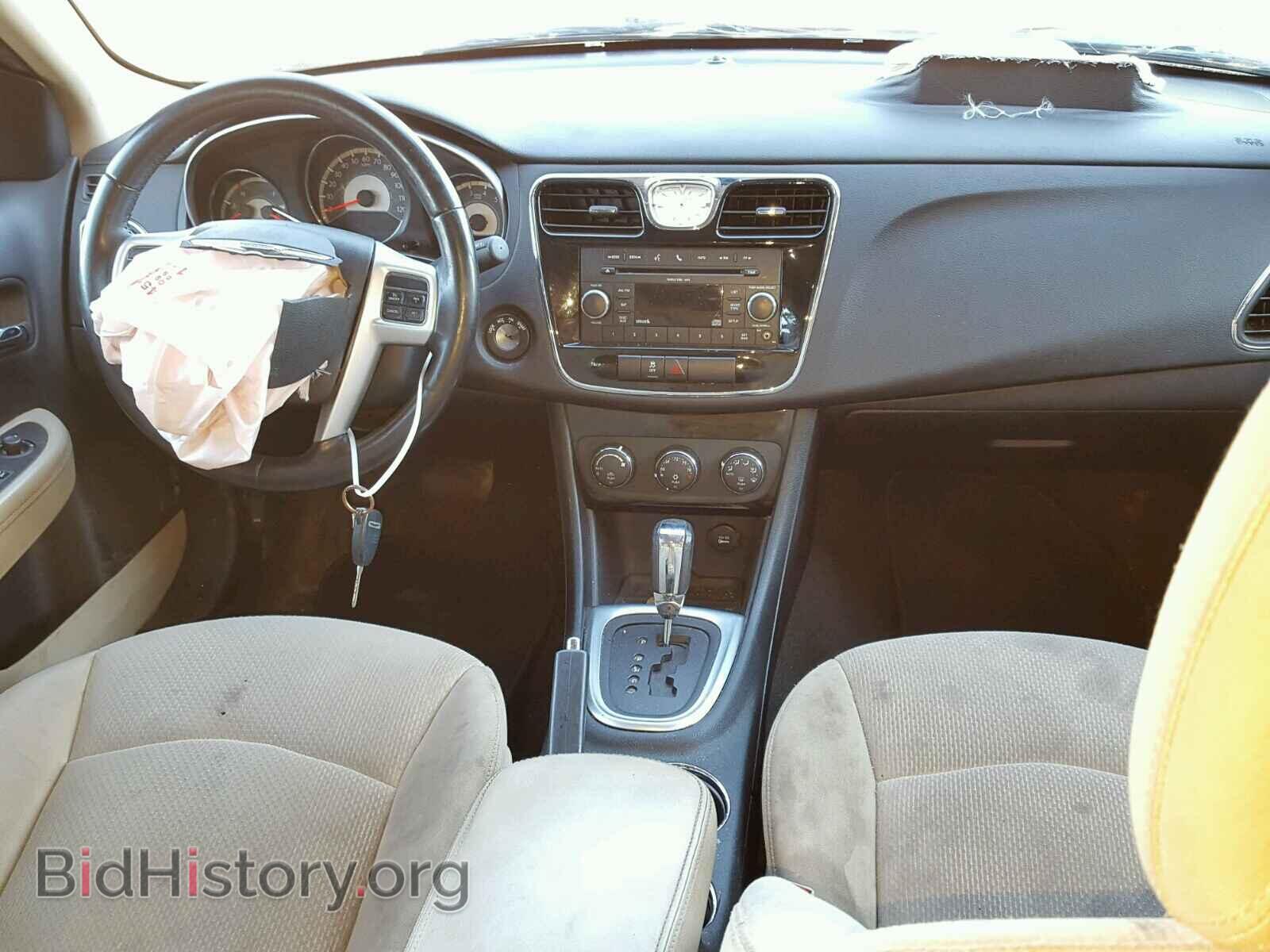 2011 CHRYSLER 200 - VIN: 1C3BC1FB5BN500776 - Фото 9