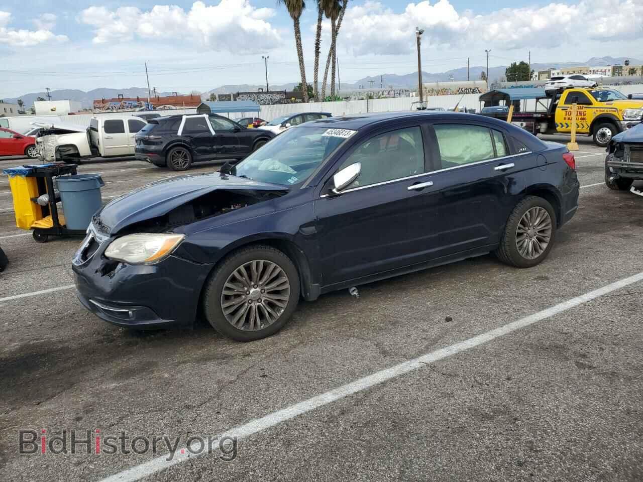 Photo 1C3BC2FG3BN502883 - CHRYSLER 200 2011