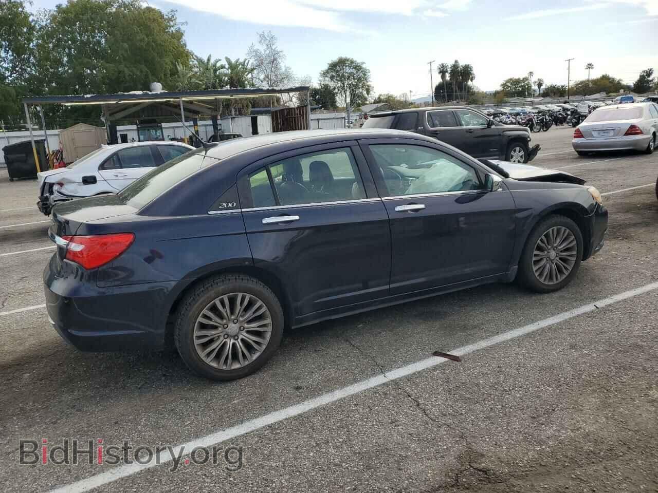 2011 CHRYSLER 200 - VIN: 1C3BC2FG3BN502883 - Фото 3