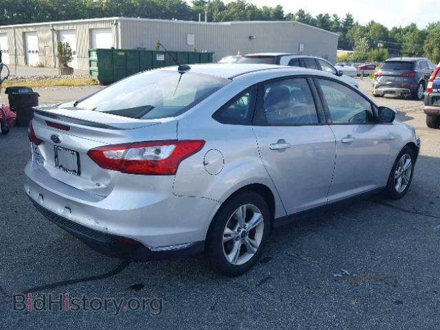 2012 Ford FOCUS (VIN 1FAHP3F2XCL292287) — photo 4 of 10