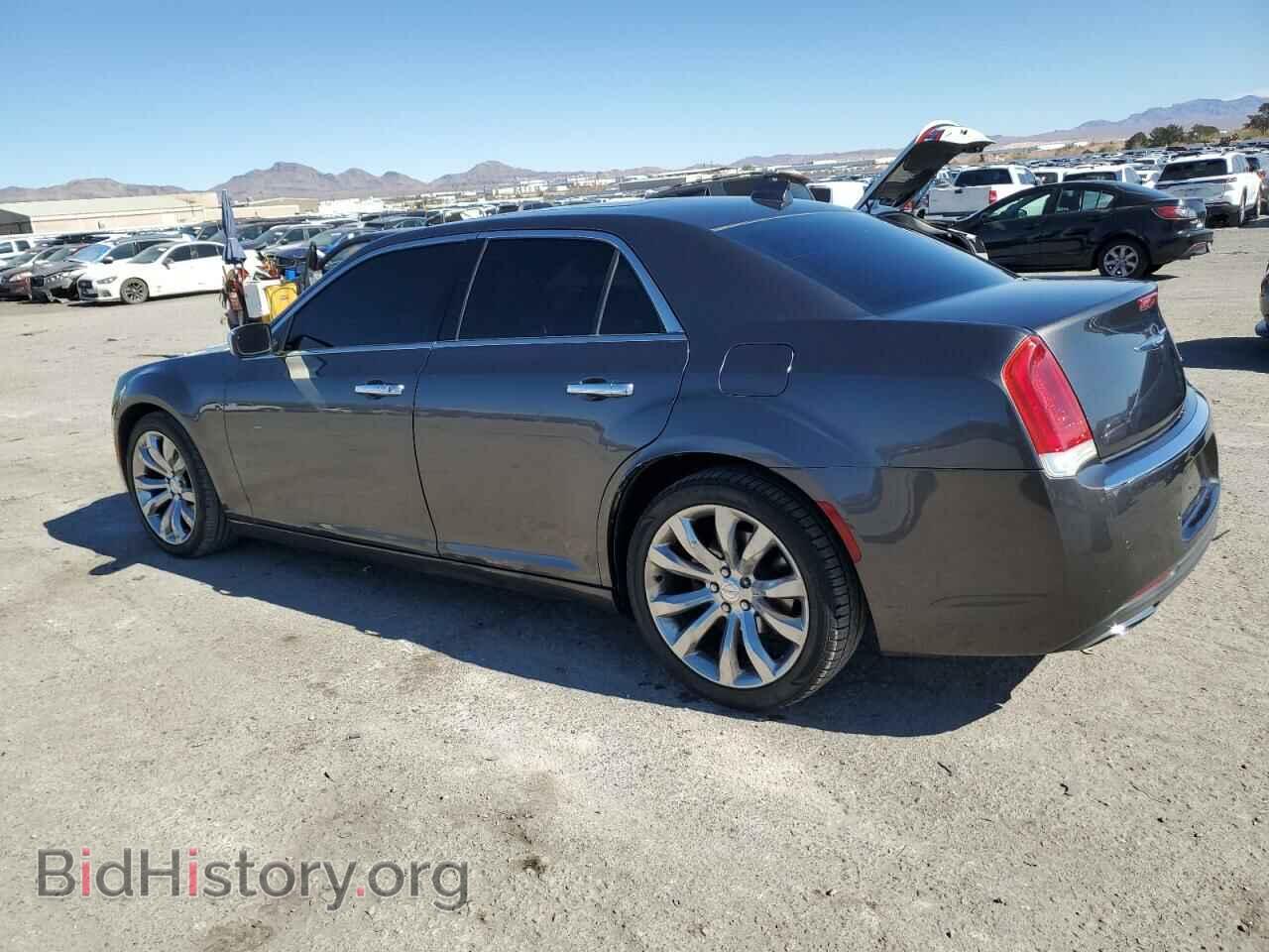 2017 CHRYSLER 300 - VIN: 2C3CCAEG0HH585755 - Фото 2