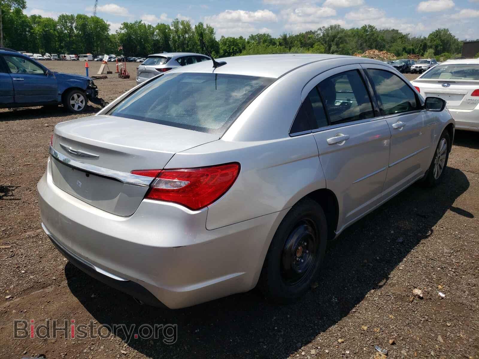 2011 CHRYSLER 200 - VIN: 1C3BC1FG4BN552850 - Фото 4