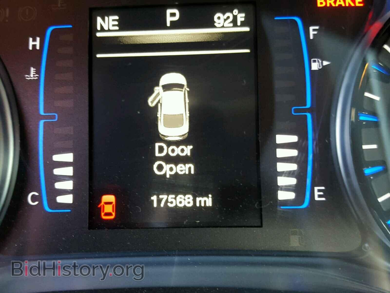 2015 CHRYSLER 200 - VIN: 1C3CCCBG7FN525816 - Фото 8