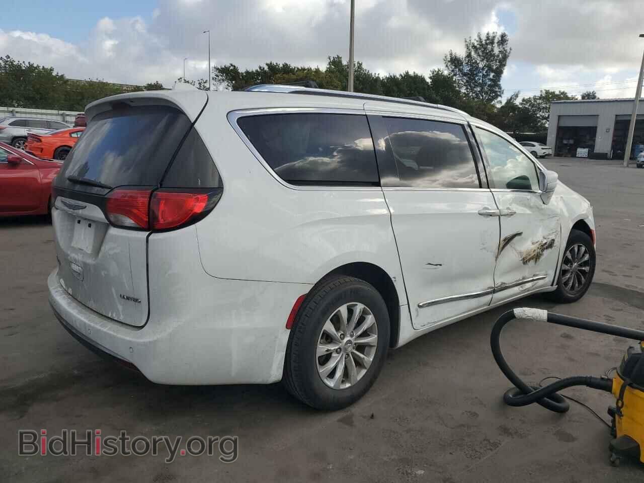 2019 CHRYSLER PACIFICA - VIN: 2C4RC1BG2KR505996 - Фото 3