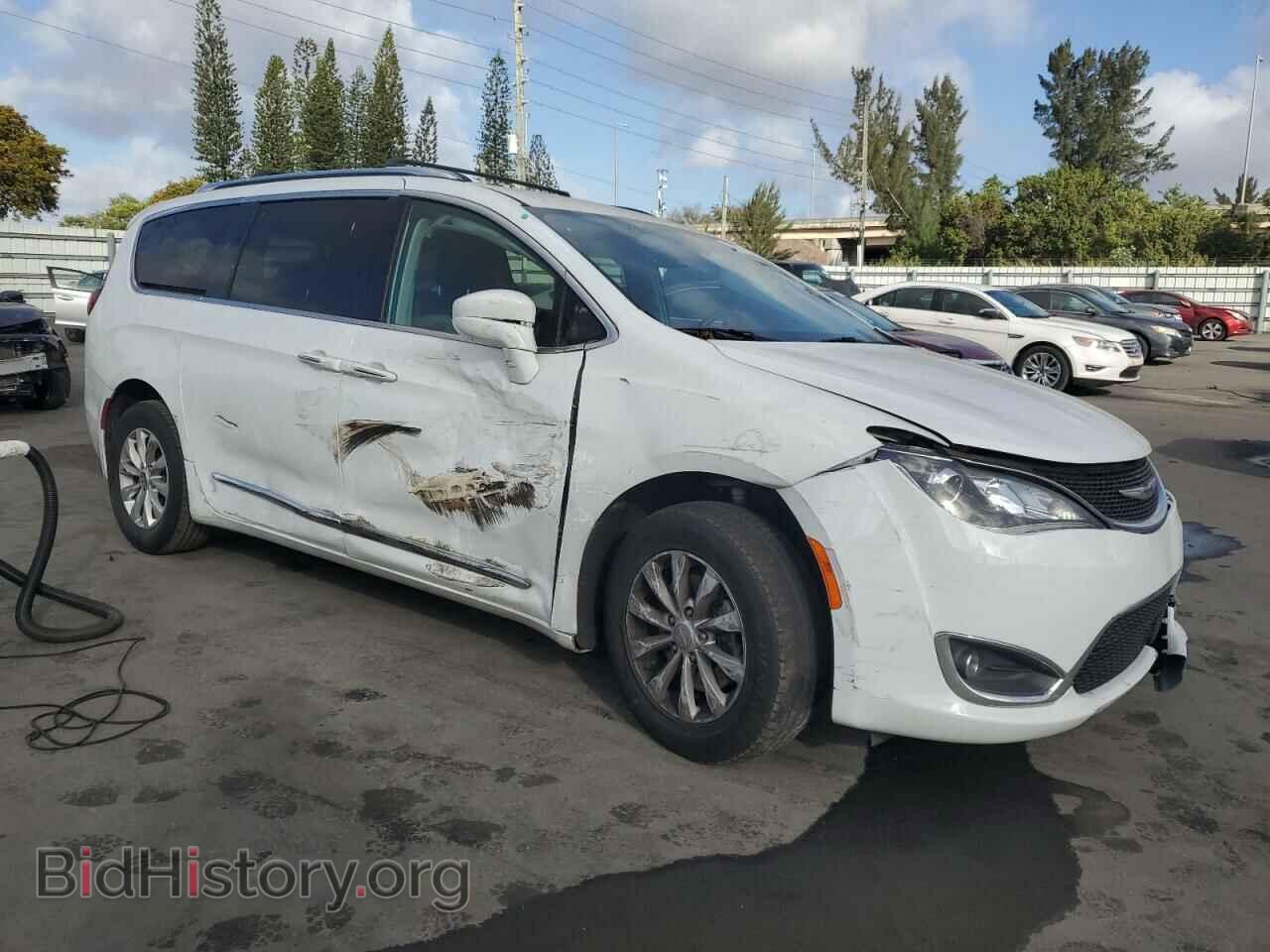 2019 CHRYSLER PACIFICA - VIN: 2C4RC1BG2KR505996 - Фото 4