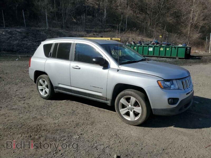 2012 Jeep COMPASS (VIN 1C4NJDEB5CD717379) — фото 4 из 12