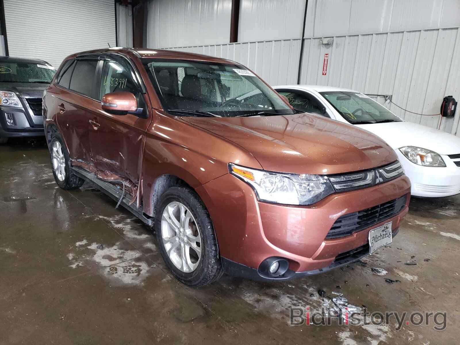 Фотография JA4AZ3A37EZ003401 - MITSUBISHI OUTLANDER 2014