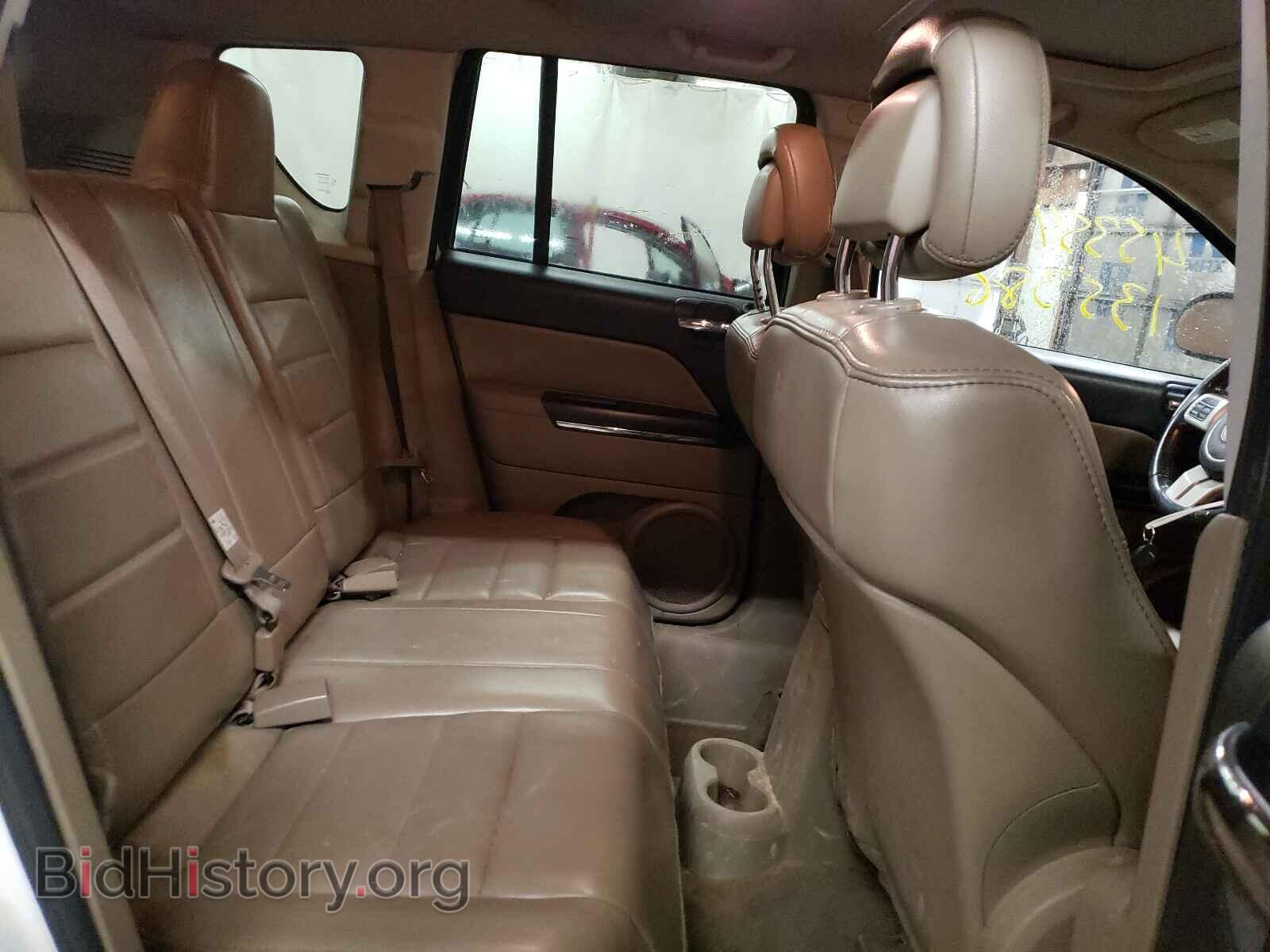 2011 JEEP COMPASS - VIN: 1J4NF5FB1BD235345 - Photo 6