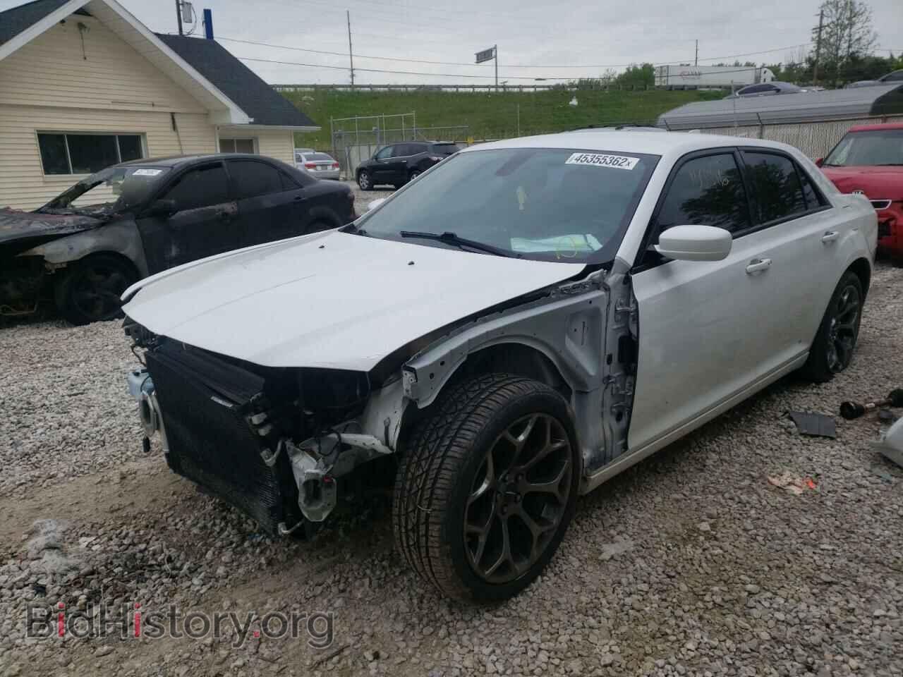 2015 CHRYSLER 300 - VIN: 2C3CCABG3FH838312 - Фото 2