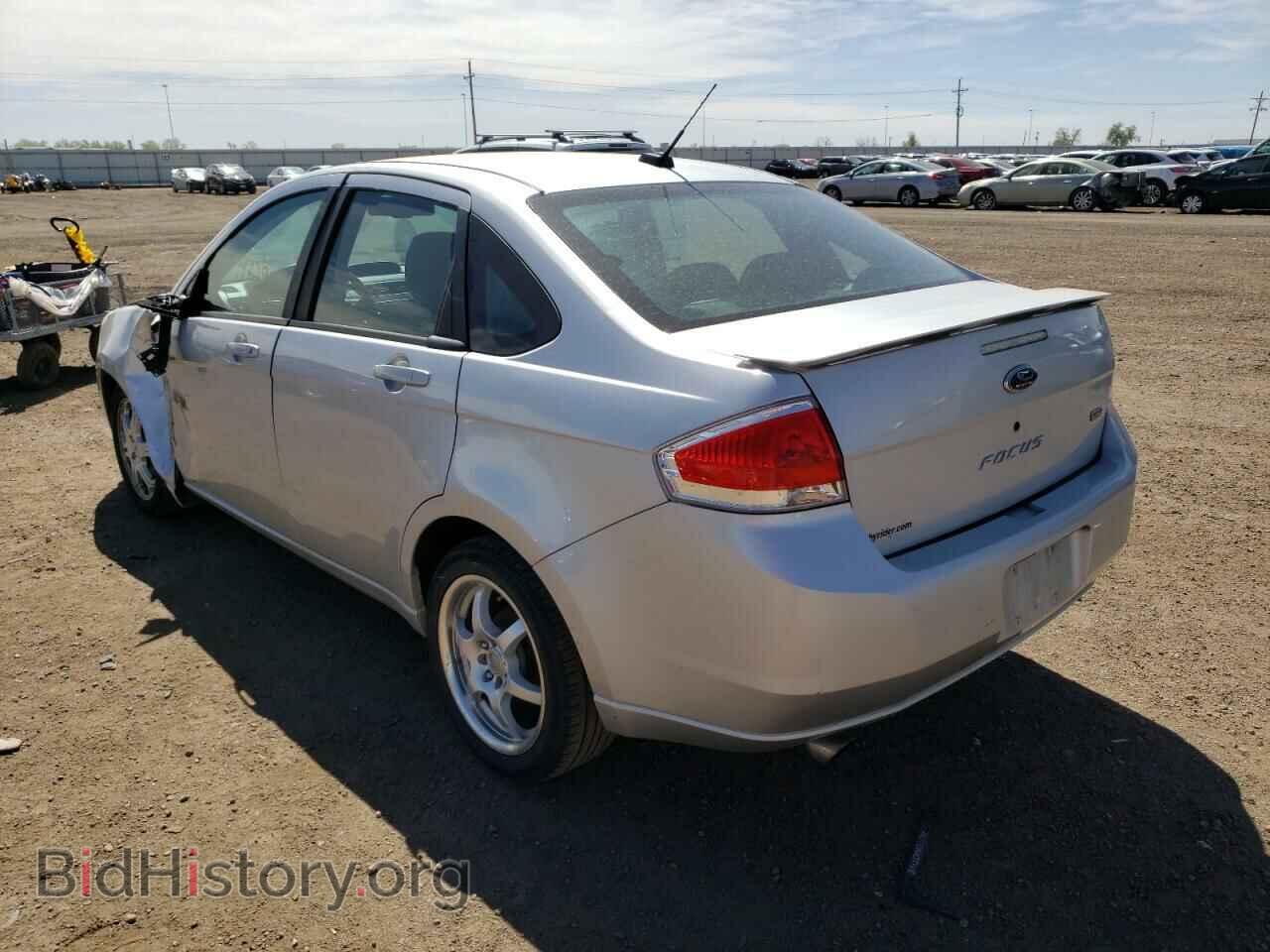2009 FORD FOCUS - VIN: 1FAHP36N39W199869 - Фото 3