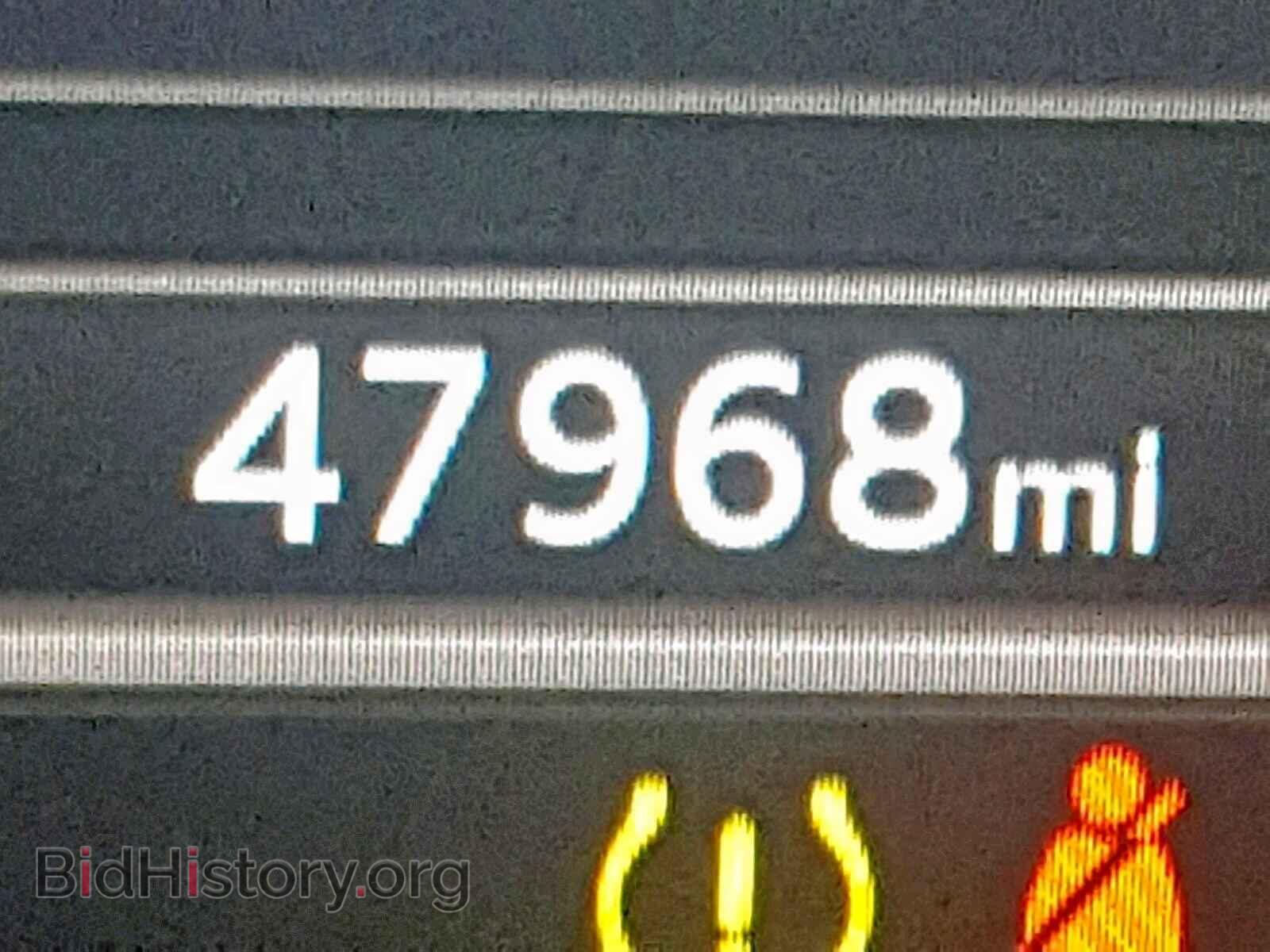 2017 AUDI A4 - VIN: WA18NAF42HA021775 - Фото 8