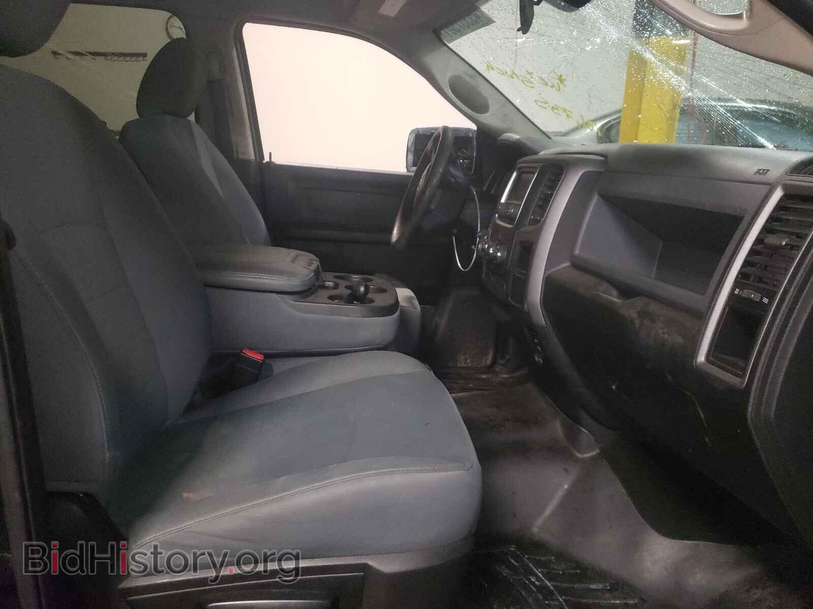 2017 RAM 1500 - VIN: 3C6RR7KT7HG708564 - Фото 5