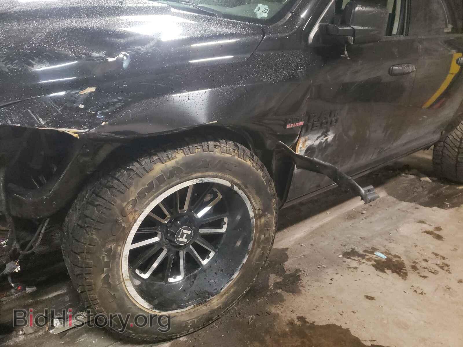2017 RAM 1500 - VIN: 3C6RR7KT7HG708564 - Фото 9