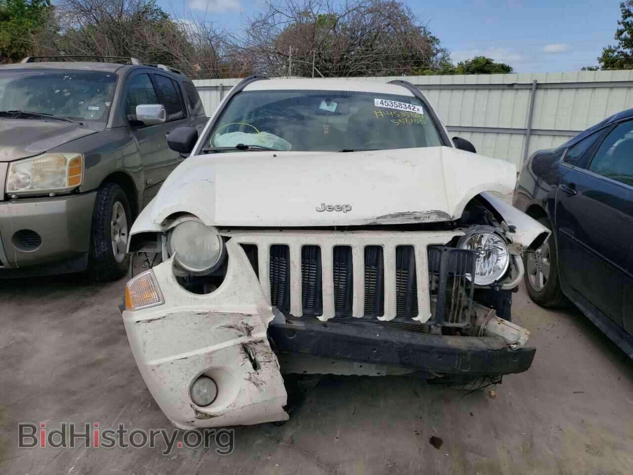 2010 JEEP COMPASS - VIN: 1J4NT5FB8AD538100 - Фото 9