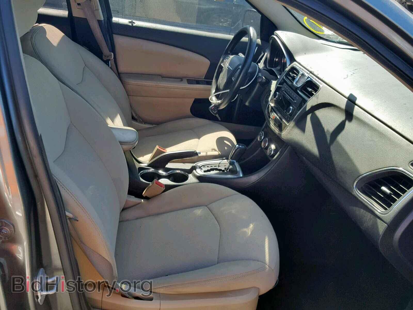 2012 CHRYSLER 200 - VIN: 1C3CCBAB9CN256746 - Фото 5