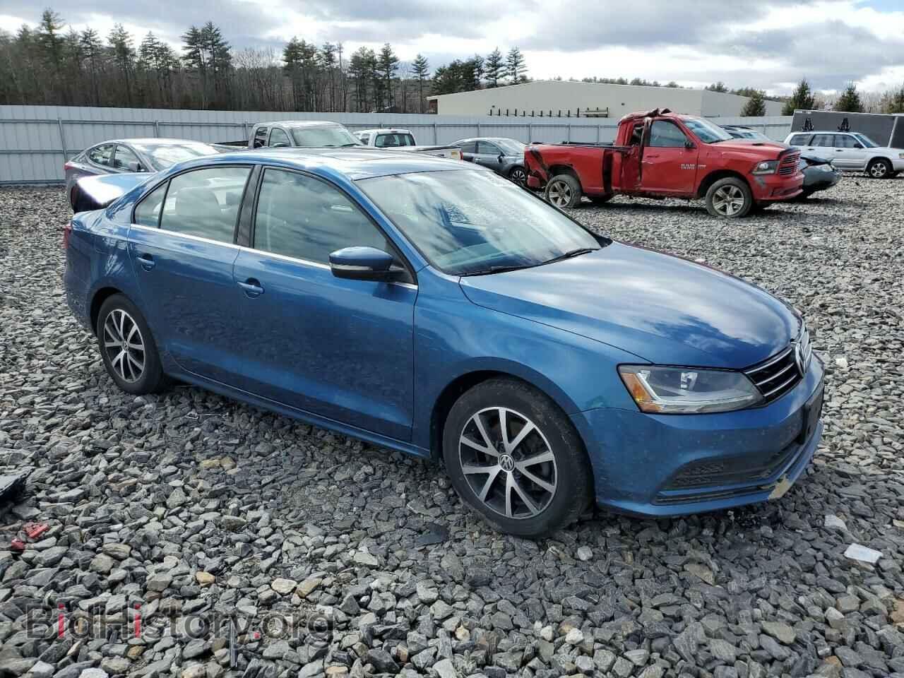 2017 VOLKSWAGEN JETTA - VIN: 3VWDB7AJ0HM385075 - Фото 4