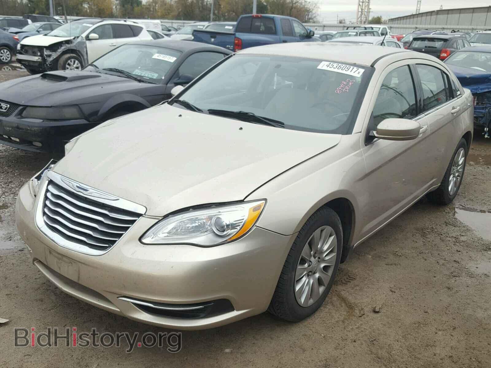 2014 CHRYSLER 200 - VIN: 1C3CCBAG9EN178421 - Фото 2