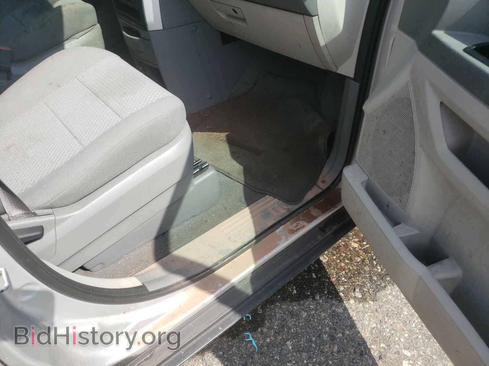 2010 DODGE CARAVAN - VIN: 2D4RN3D13AR498881 - Фото 9