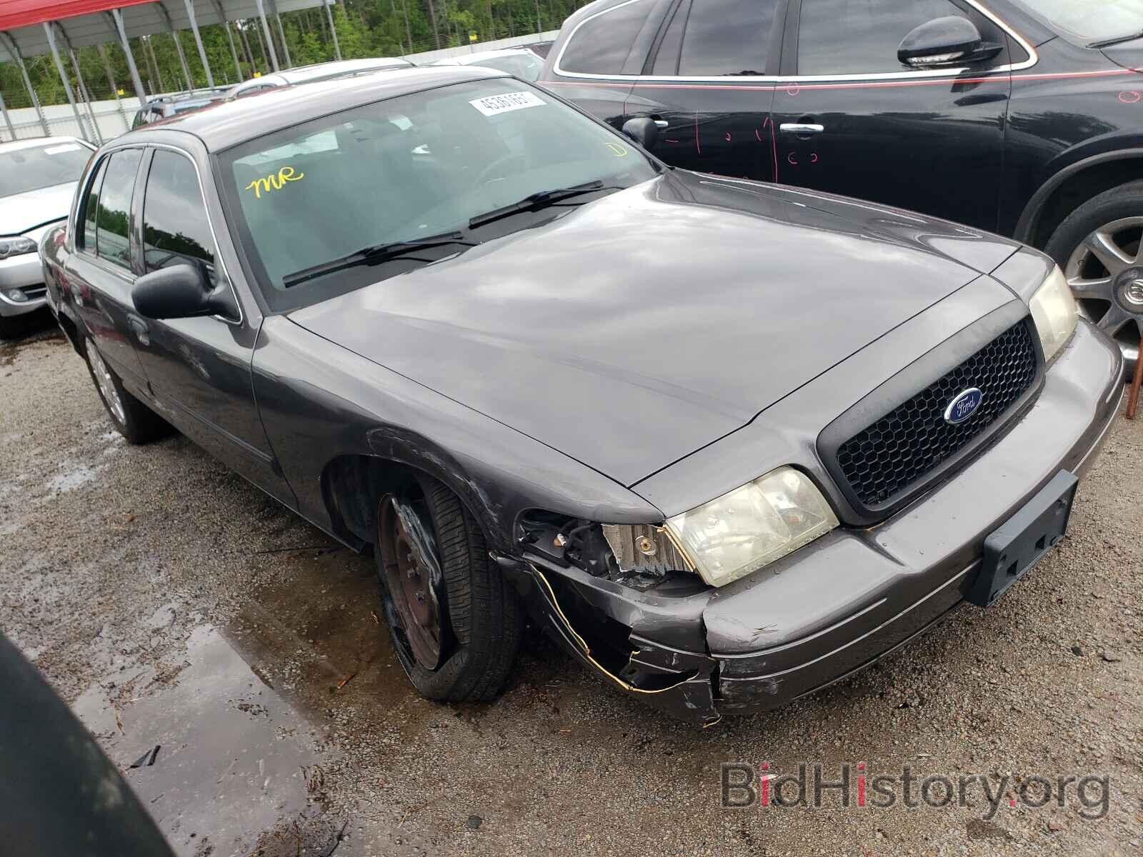 Photo 2FABP7BV2BX185264 - FORD CROWN VIC 2011