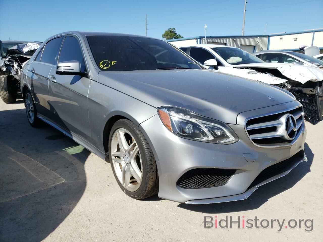 Photo WDDHF8JB0EA852937 - MERCEDES-BENZ E-CLASS 2014