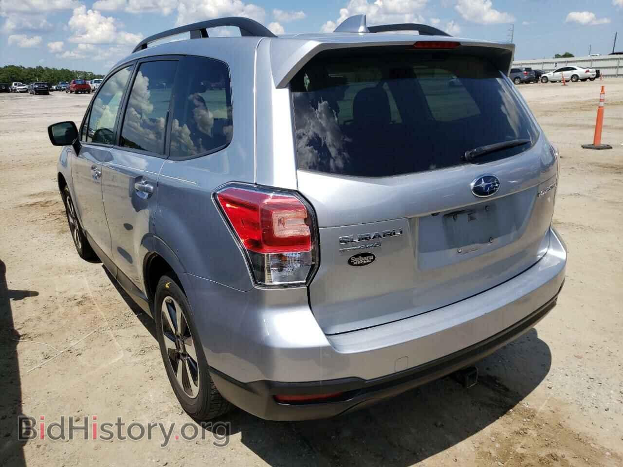 2018 SUBARU FORESTER - VIN: JF2SJAGC3JH473455 - Фото 3