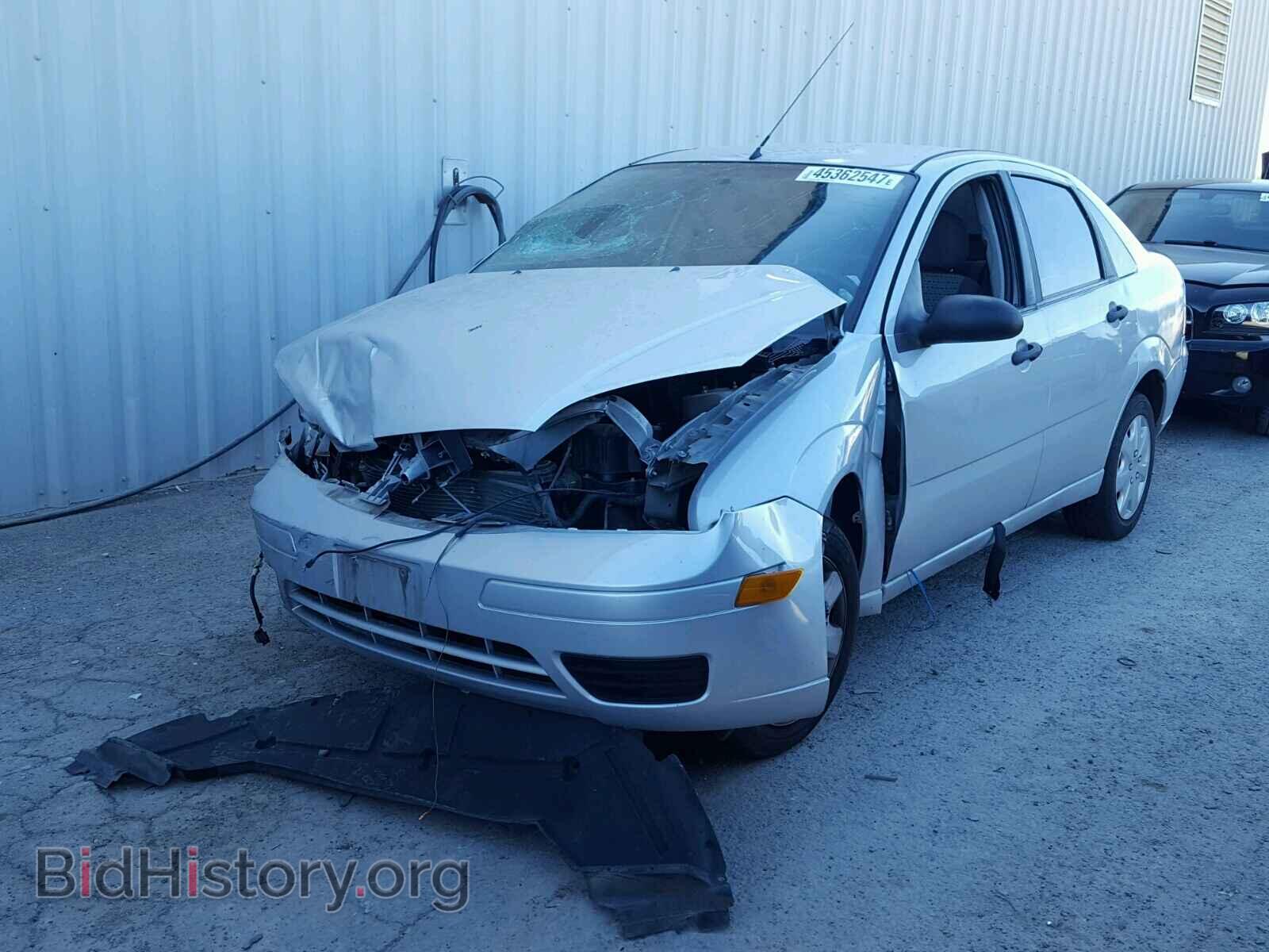 2007 FORD FOCUS - VIN: 1FAFP34N67W358357 - Фото 2