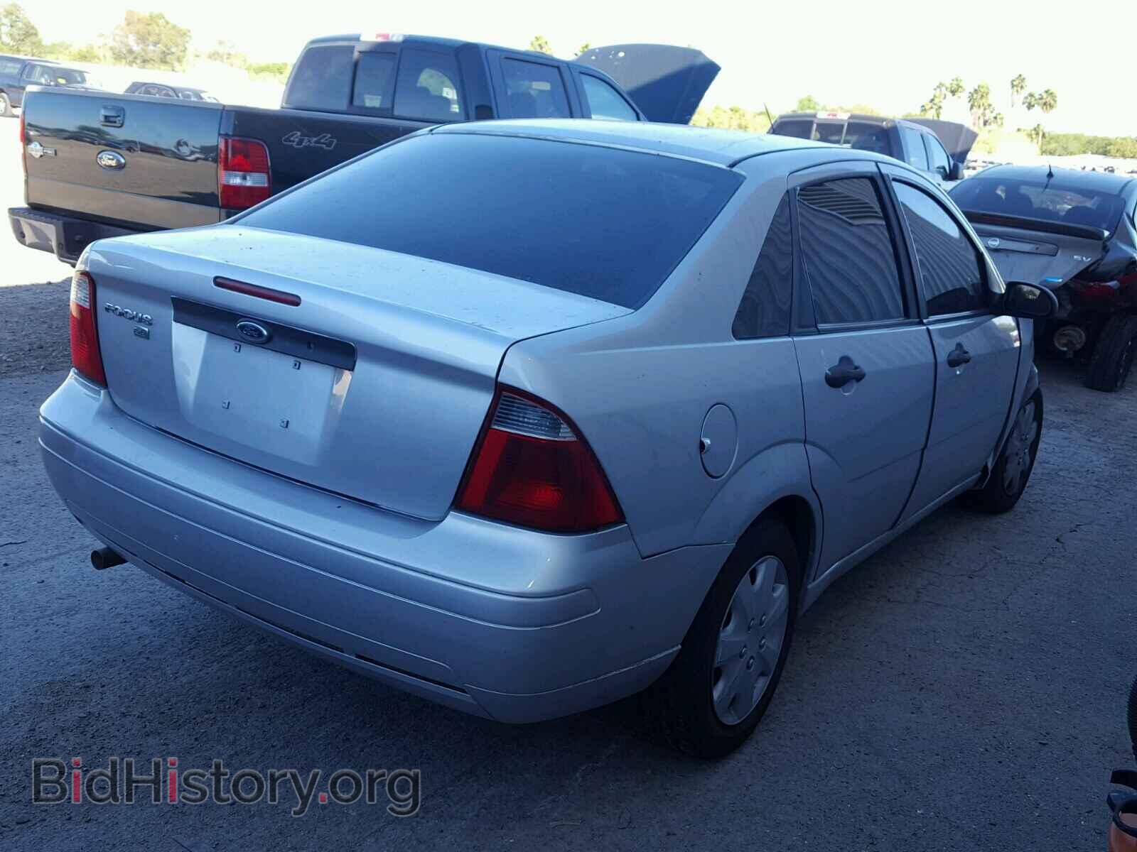 2007 FORD FOCUS - VIN: 1FAFP34N67W358357 - Фото 4