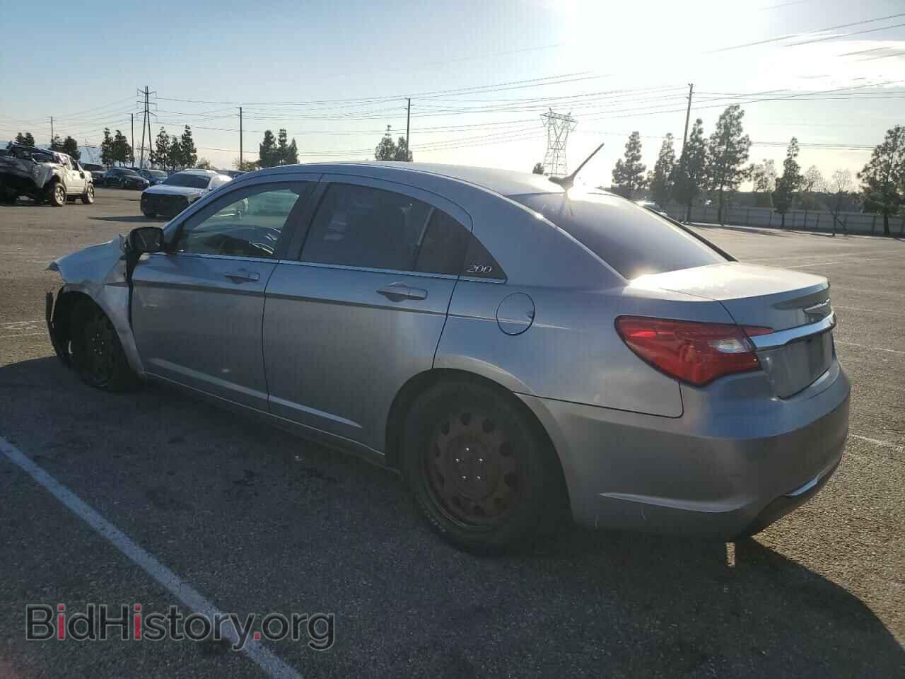 2013 CHRYSLER 200 - VIN: 1C3CCBAB5DN642243 - Фото 2