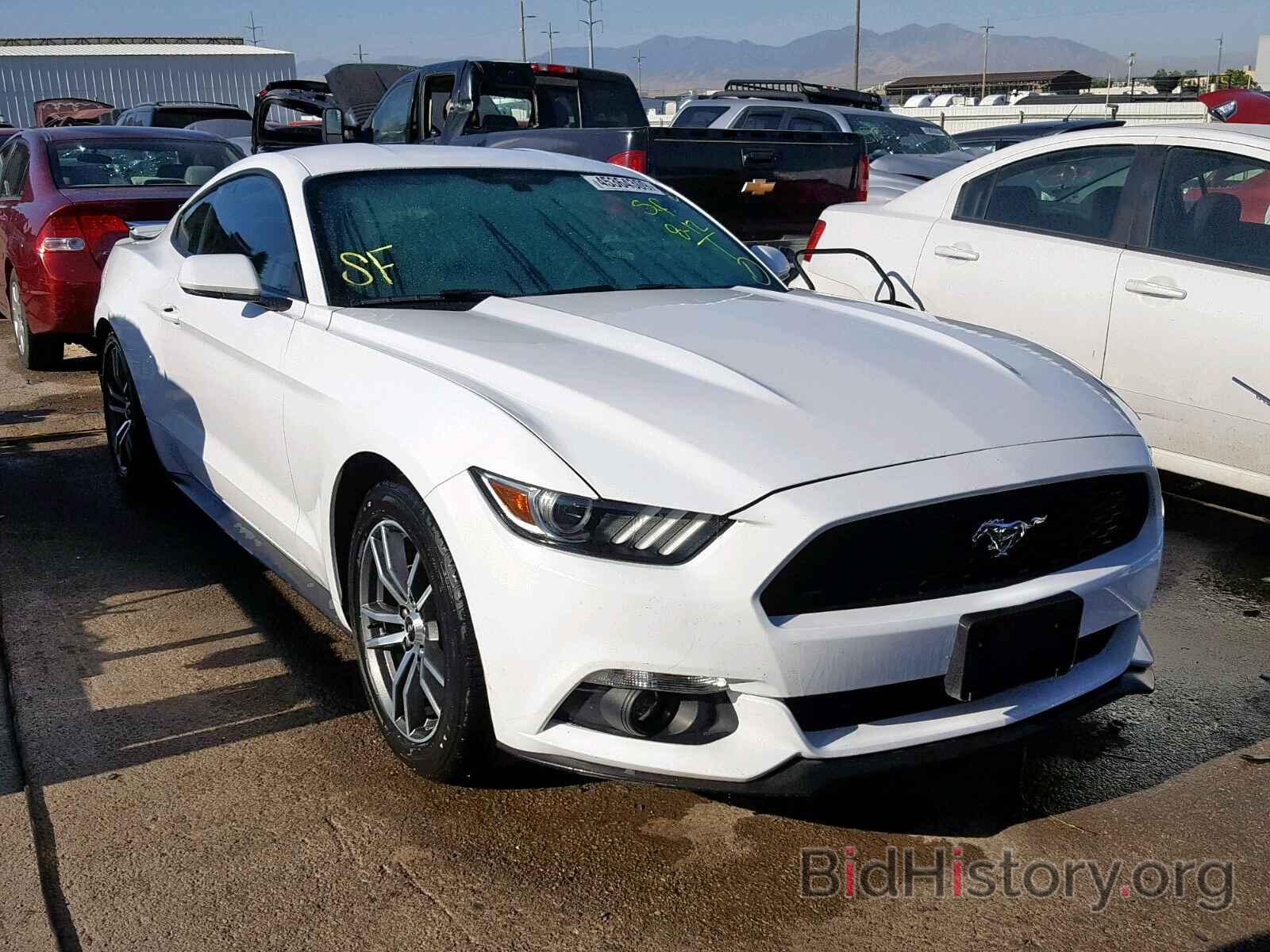 Photo 1FA6P8TH3G5268064 - FORD MUSTANG 2016