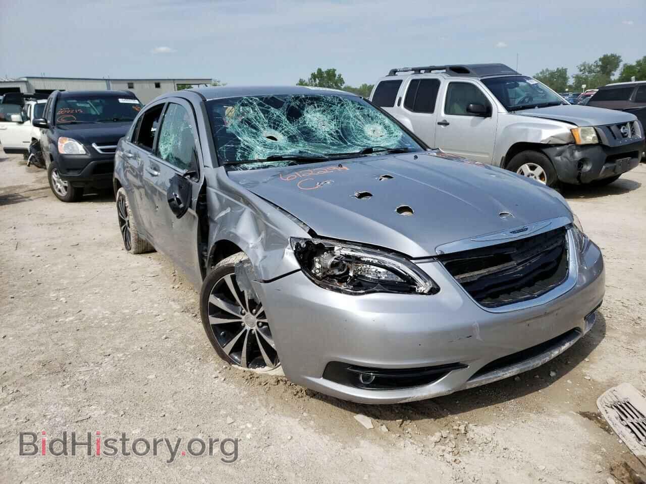 Фотография 1C3CCBBB6DN612294 - CHRYSLER 200 2013