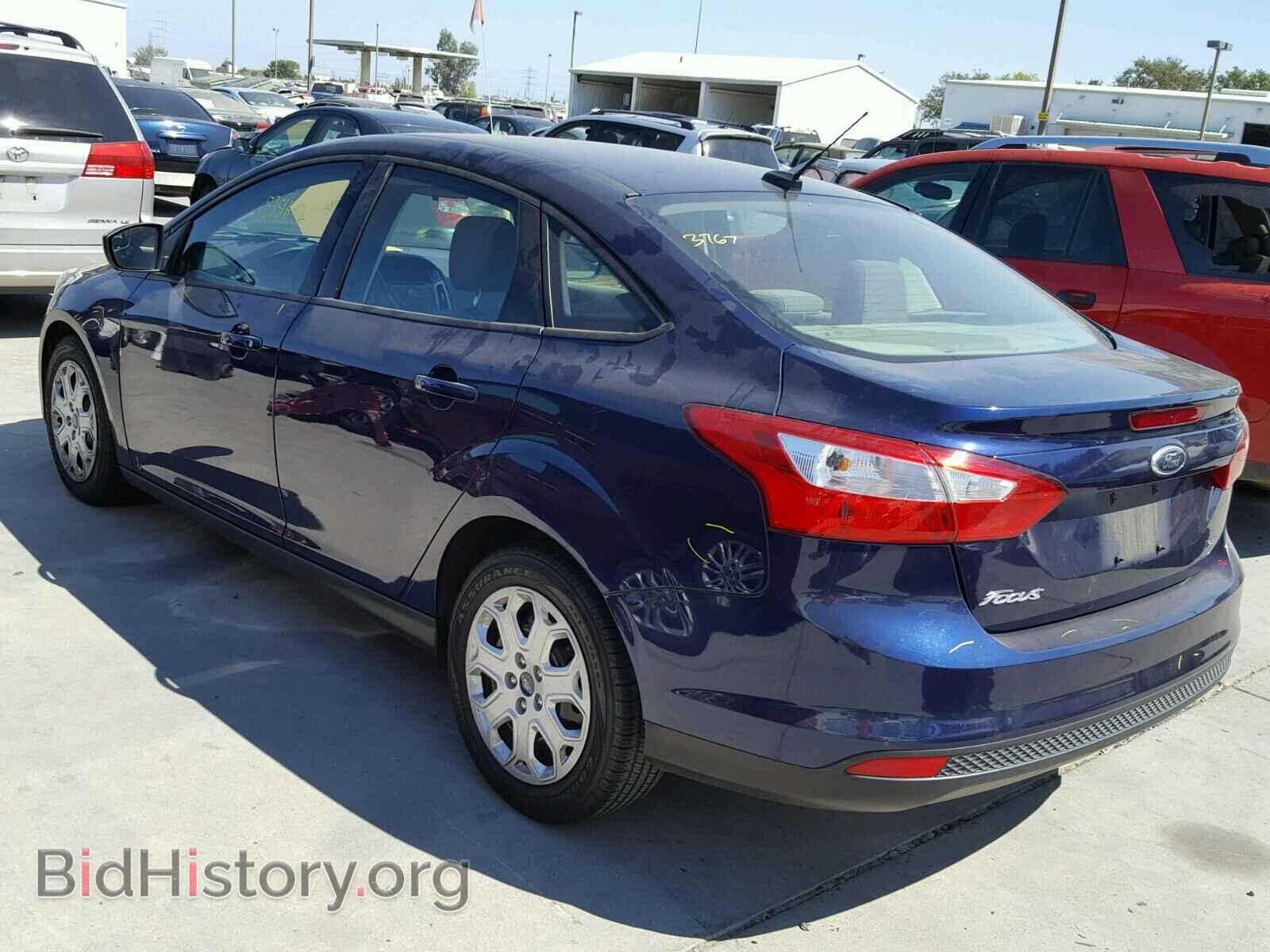 2012 Ford FOCUS (VIN 1FAHP3F25CL131149) — фото 3 из 10