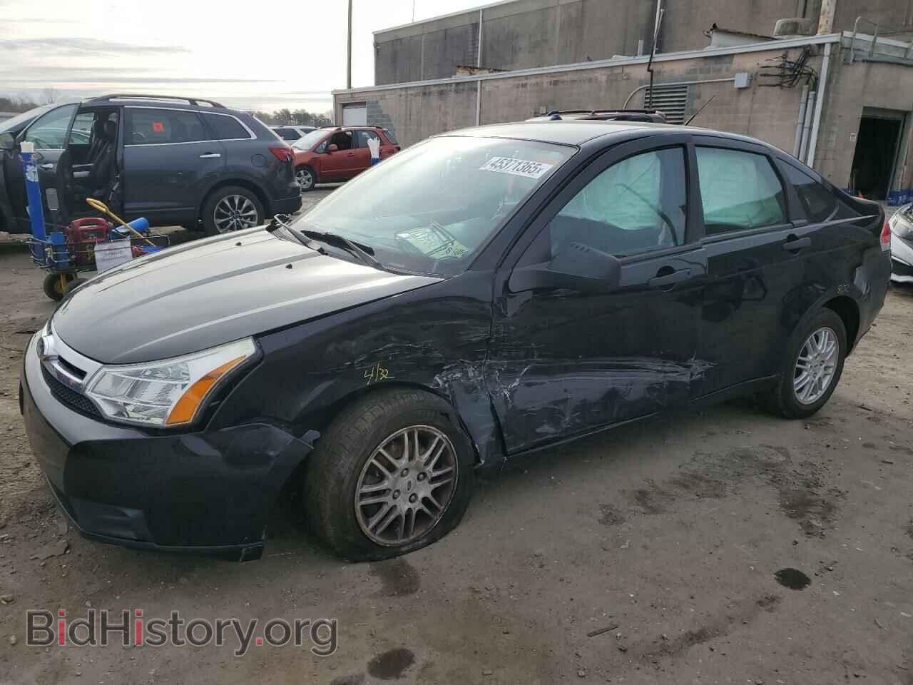 Photo 1FAHP3FN9BW142839 - FORD FOCUS 2011
