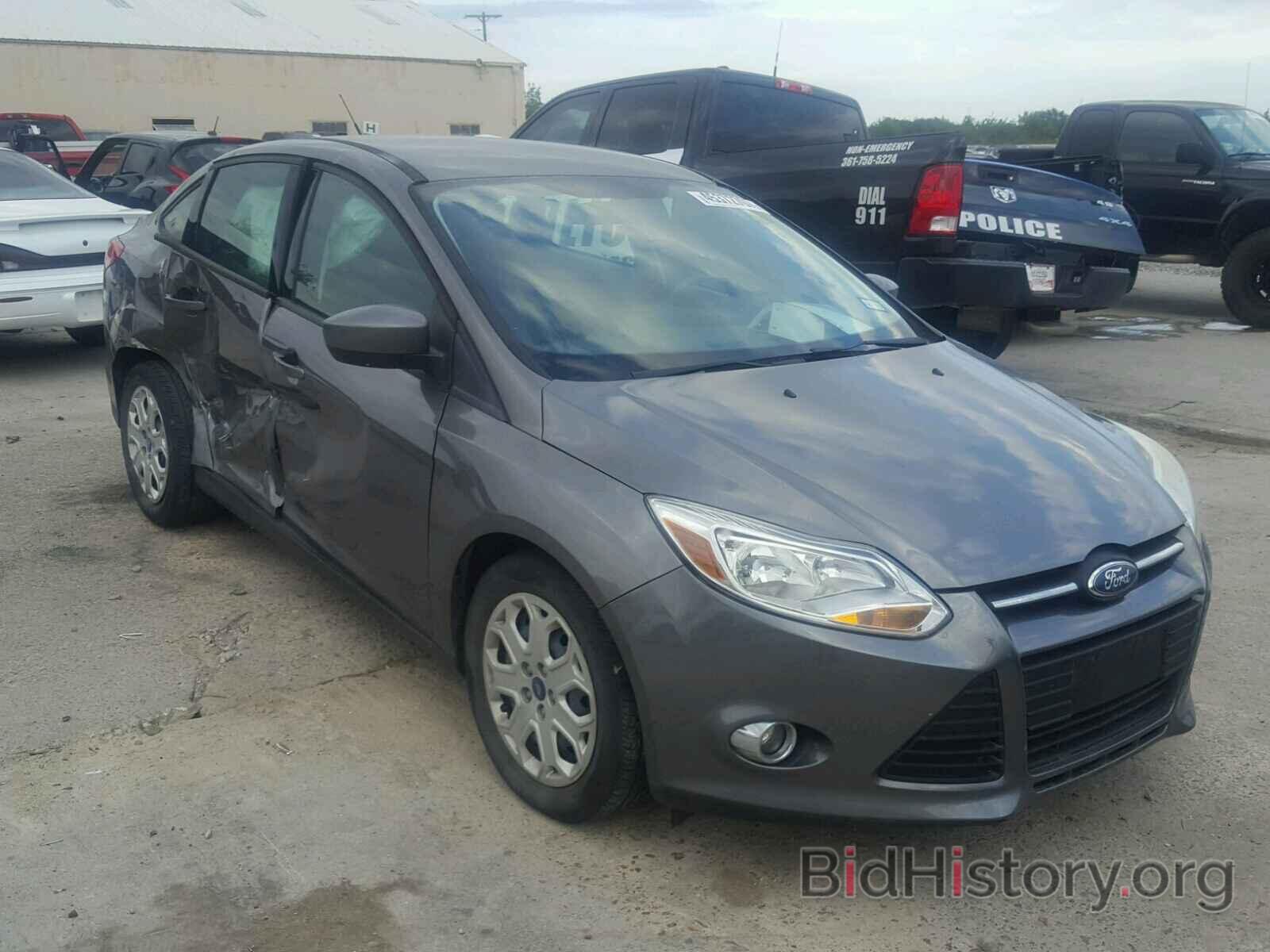 Photo 1FAHP3F2XCL169900 - FORD FOCUS 2012