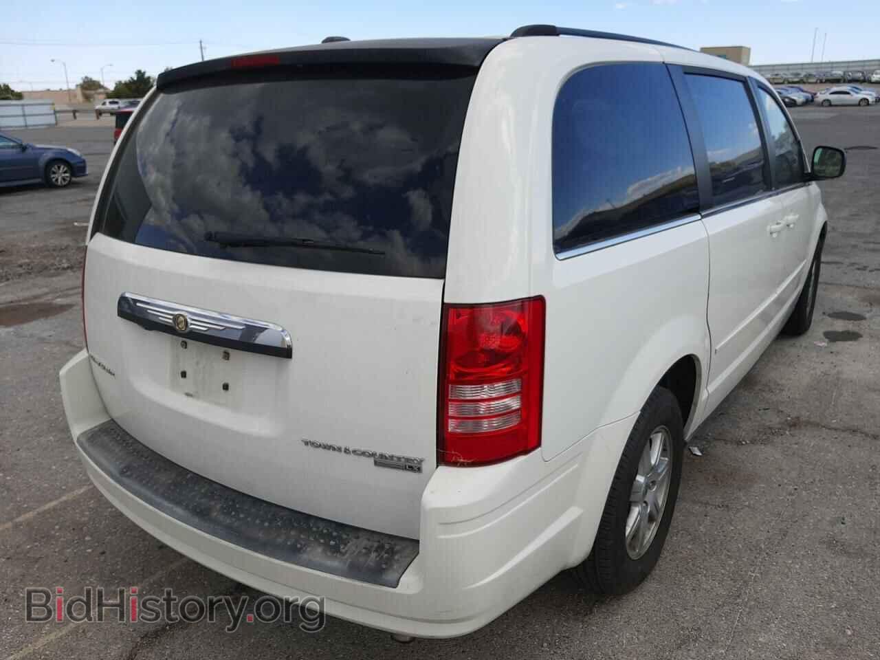 2010 CHRYSLER MINIVAN - VIN: 2A4RR2D16AR456257 - Фото 4