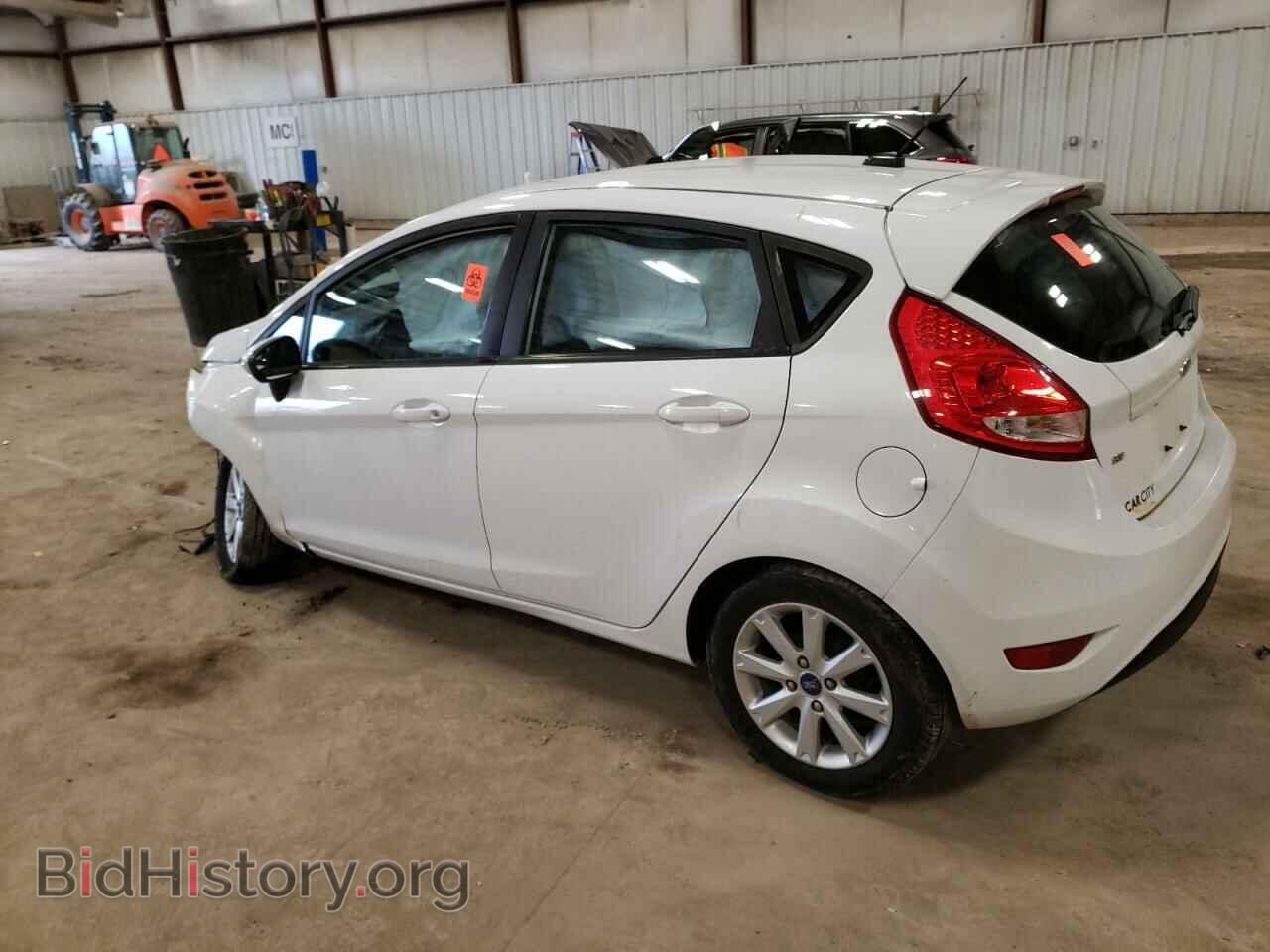 2013 FORD FIESTA - VIN: 3FADP4EJ3DM123287 - Фото 2