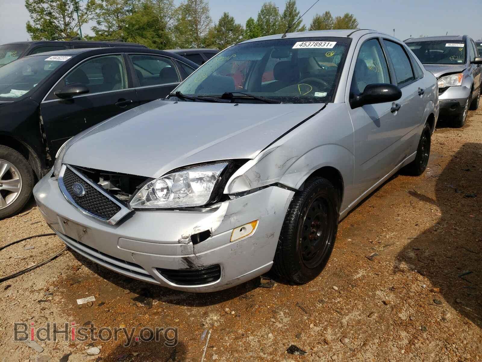 2007 FORD FOCUS - VIN: 1FAFP34N37W194534 - Фото 2
