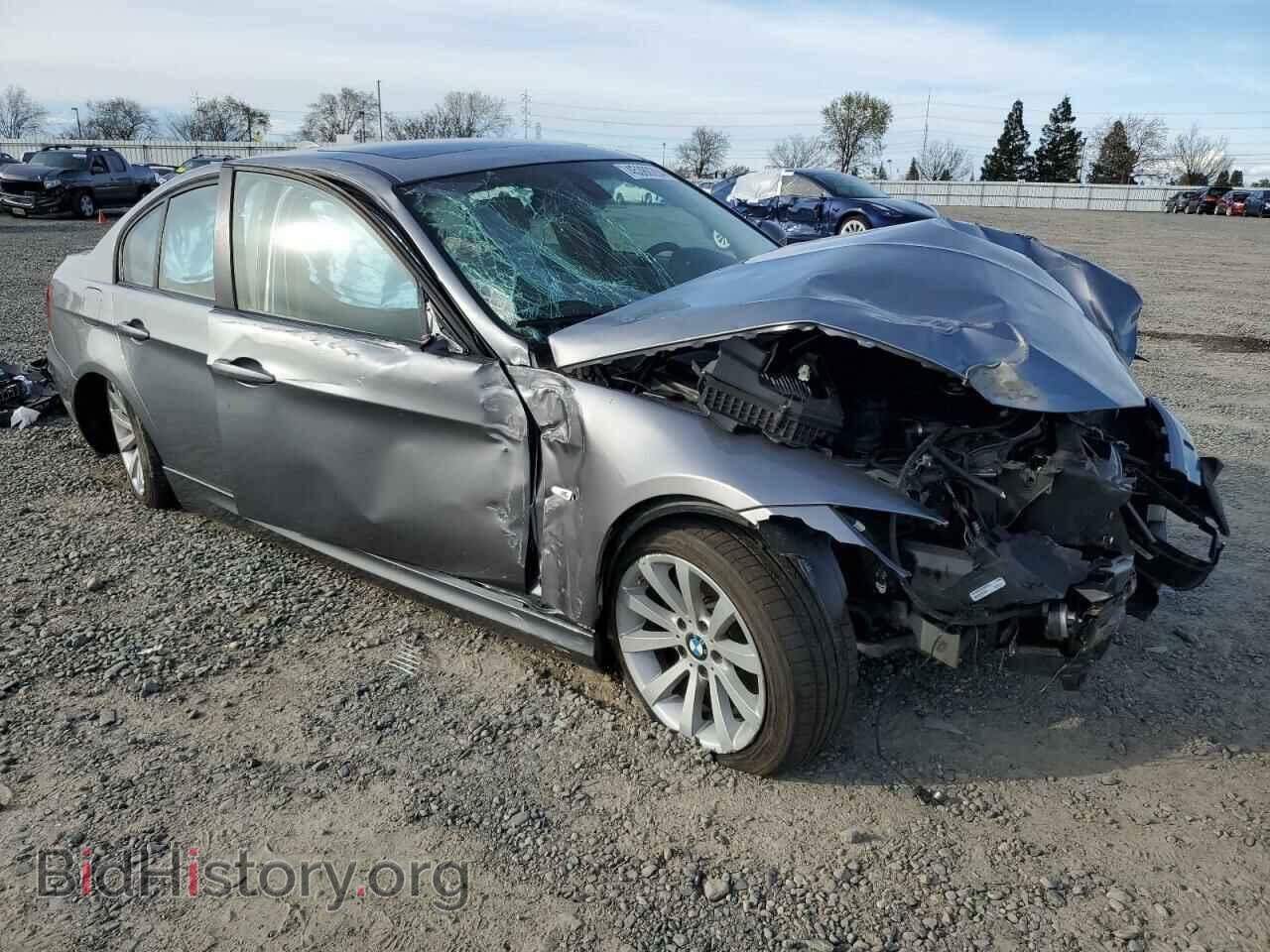 2011 BMW 3 SERIES - VIN: WBAPH5G57BNM73953 - Фото 4