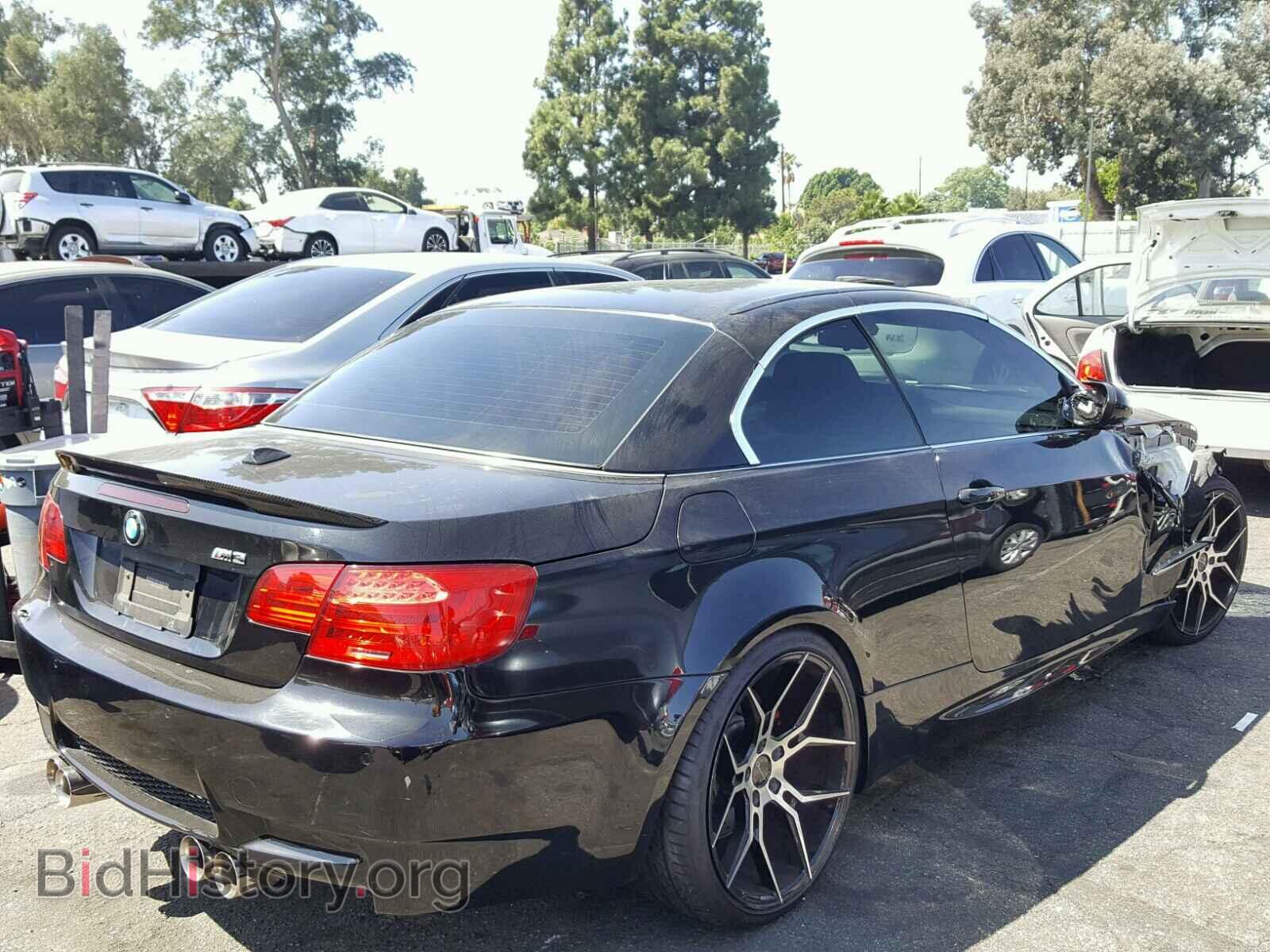 2011 BMW M3 - VIN: WBSDX9C52BE585039 - Фото 4