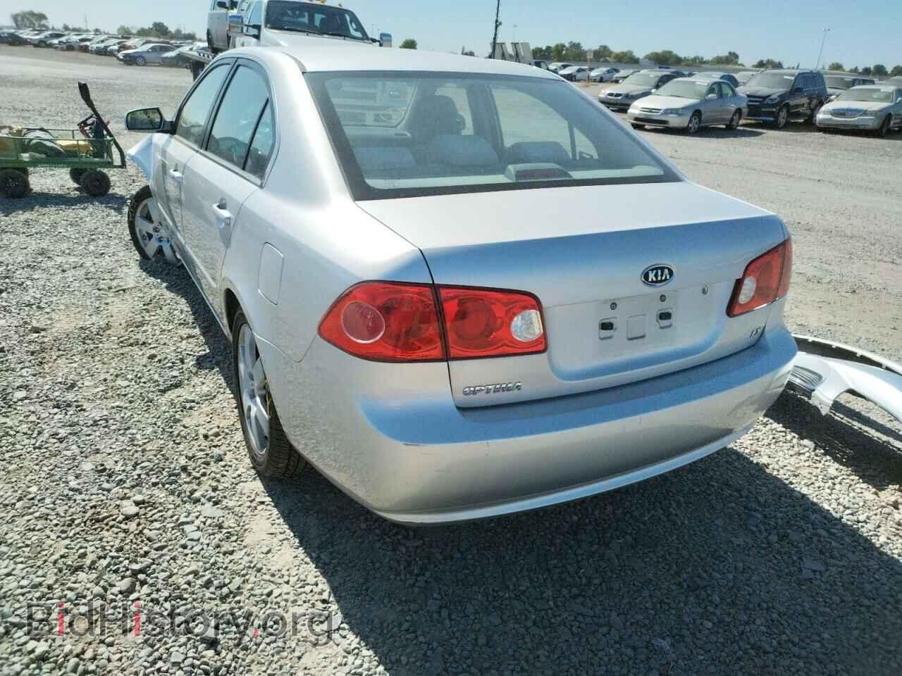 2008 KIA OPTIMA - VIN: KNAGE123885254936 - Фото 3