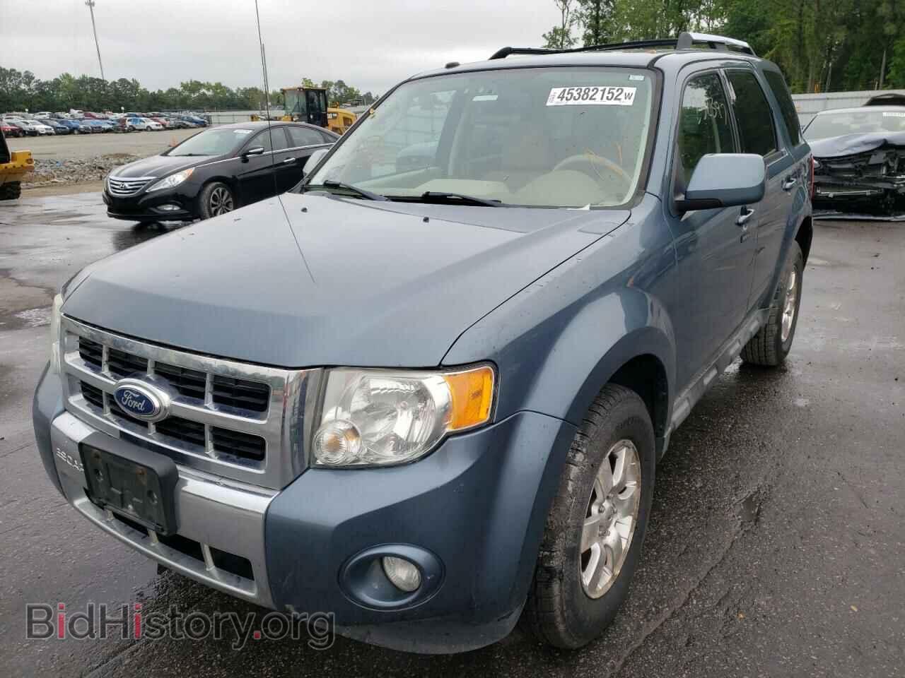 2011 FORD ESCAPE - VIN: 1FMCU9E79BKA99710 - Фото 2