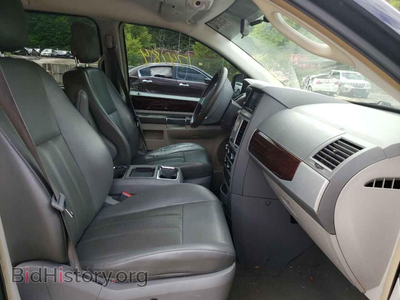 2010 CHRYSLER MINIVAN - VIN: 2A4RR5DX3AR329665 - Photo 5