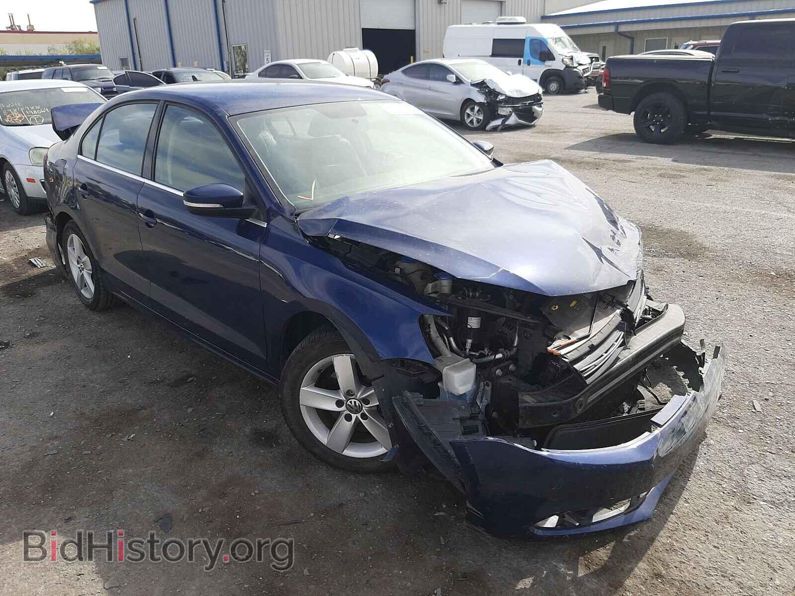 Фотография 3VWLL7AJ1EM379581 - VOLKSWAGEN JETTA 2014
