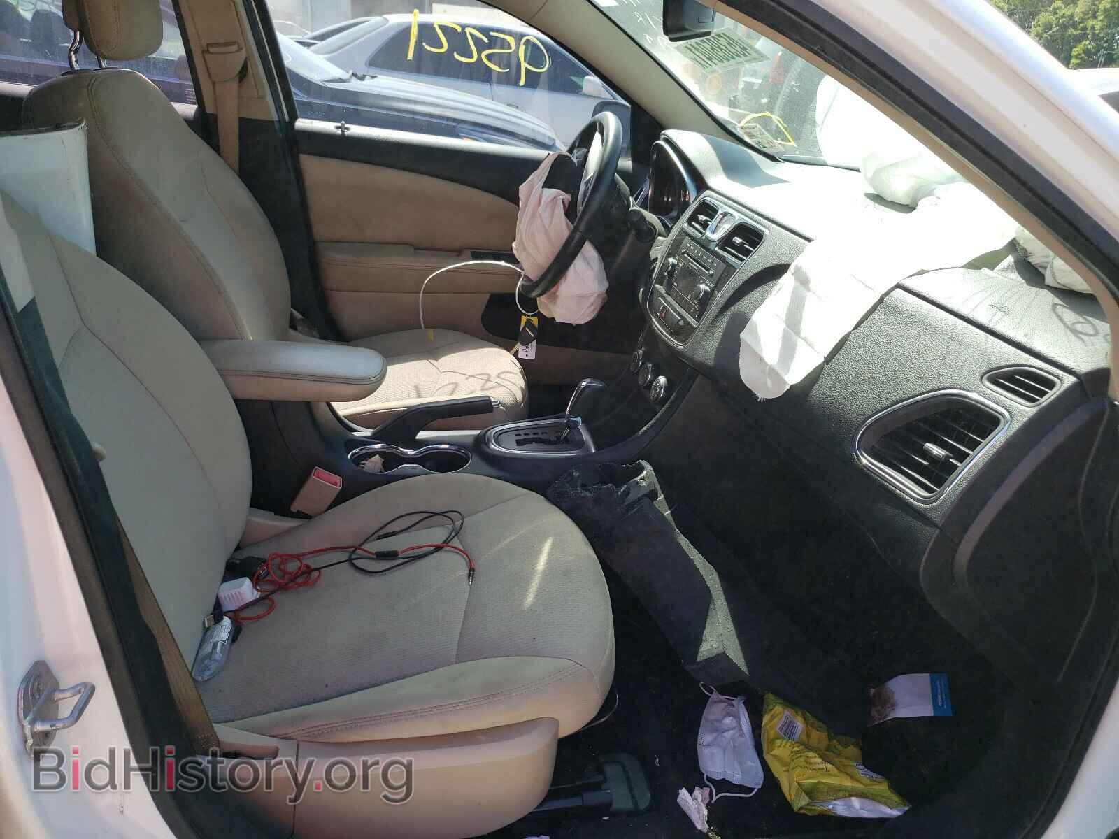 2012 CHRYSLER 200 - VIN: 1C3CCBBB7CN106519 - Фото 5