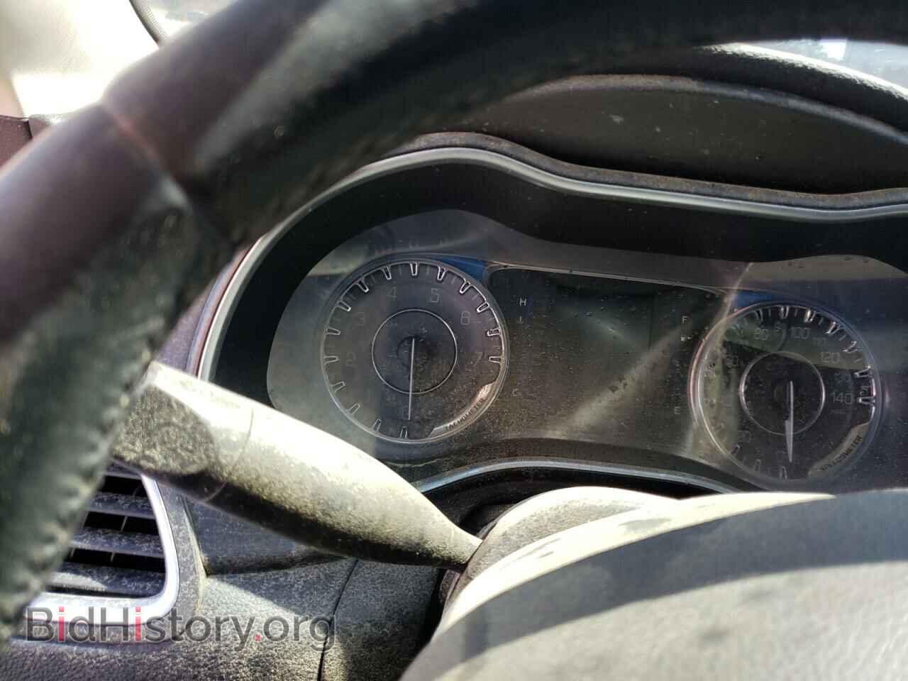 2016 CHRYSLER 200 - VIN: 1C3CCCAB4GN195706 - Фото 9