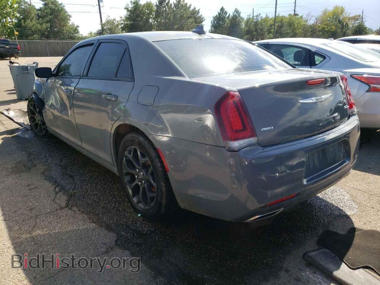 2019 CHRYSLER 300 - VIN: 2C3CCAGG9KH539667 - Фото 3