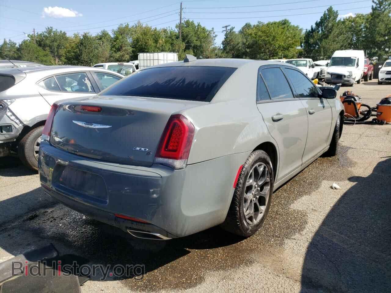 2019 CHRYSLER 300 - VIN: 2C3CCAGG9KH539667 - Фото 4