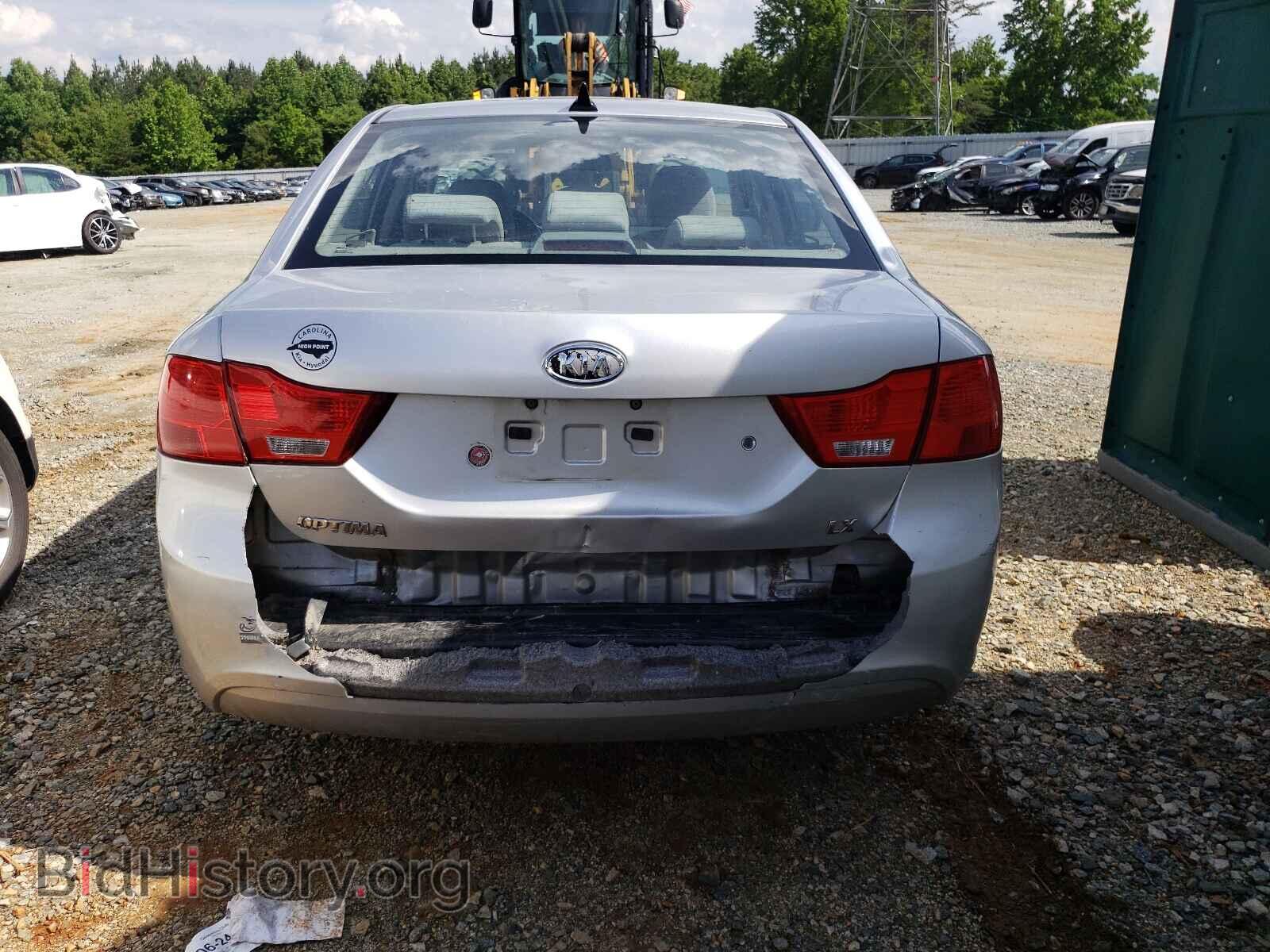 2009 KIA OPTIMA - VIN: KNAGE228495297334 - Фото 9